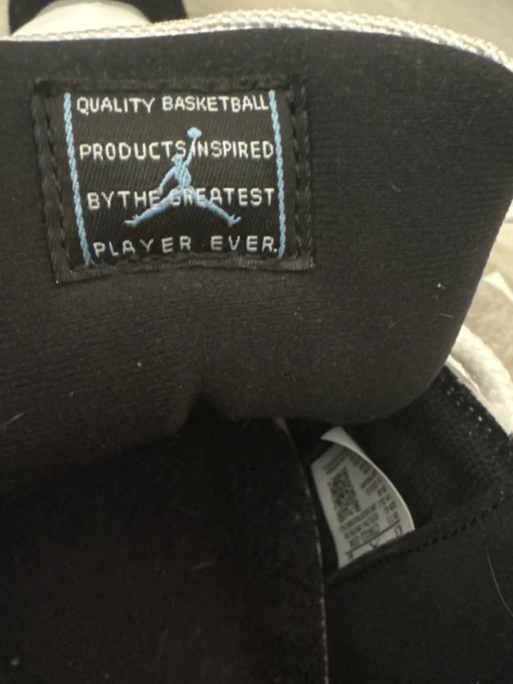 Jordan 11 Legend Blue